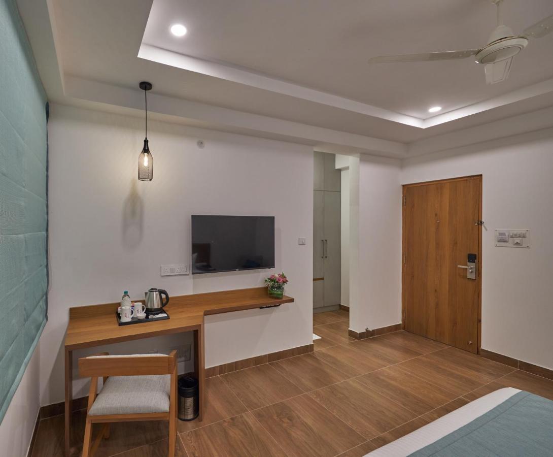 Regenta Inn 4Th Block Koramangala Бангалор Экстерьер фото